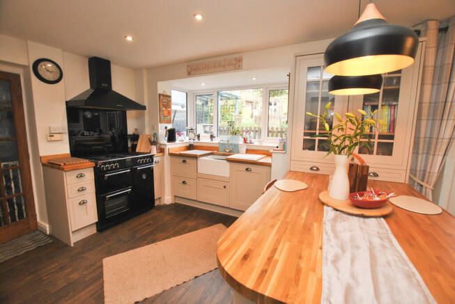 Kitchen2_edited