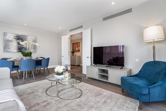 8474415-interior09.jpg
