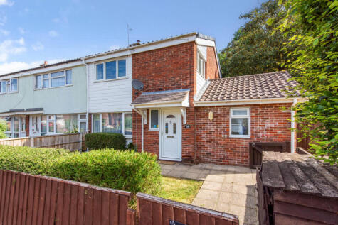 Barnes Close, Sarisbury Green, Southampton
