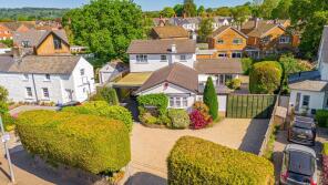 Timberlee, Fidlas Road, Llanishen, Cardiff CF14 5LZ