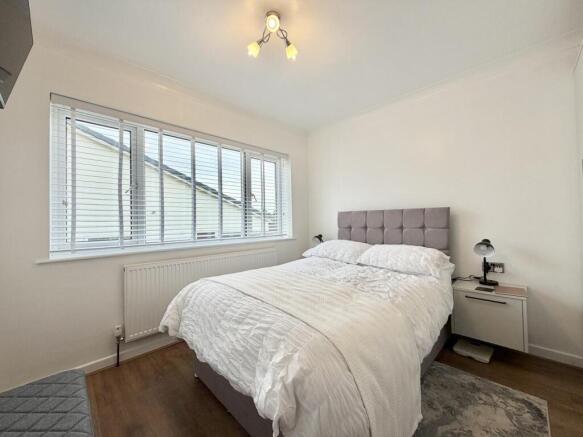 3 bed Detached Bungalow for sale Image 11