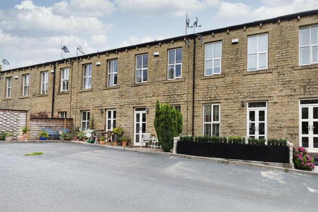 Town Ing Mills, Stainland, Halifax photo 4