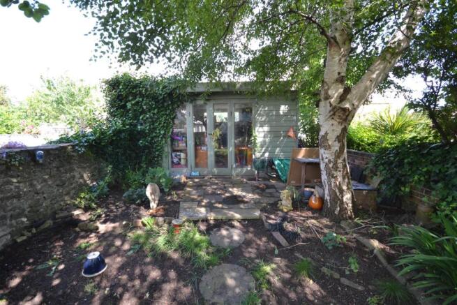 Garden1.JPG