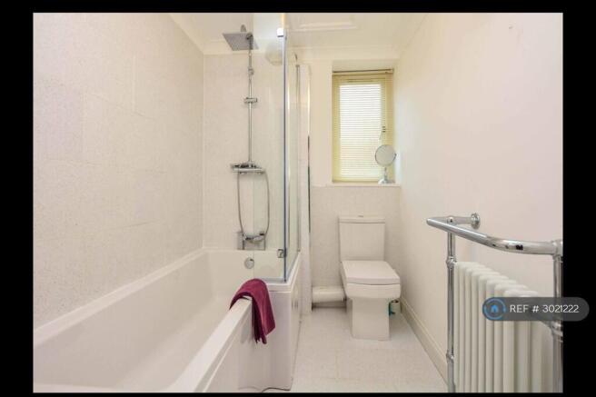 1 bed Flat Share to rent Image 8