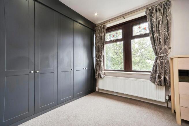 4 bed Detached for sale Image 12
