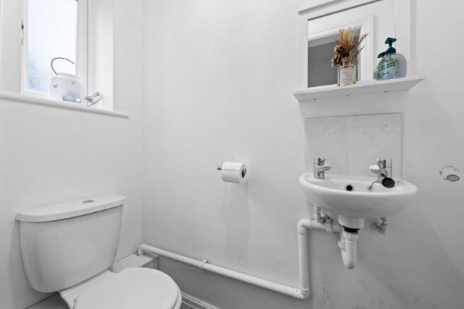 4 bed Town House for sale Image 4