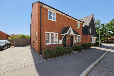 Dragonfly Chase, Sandhurst, Berkshire, GU47