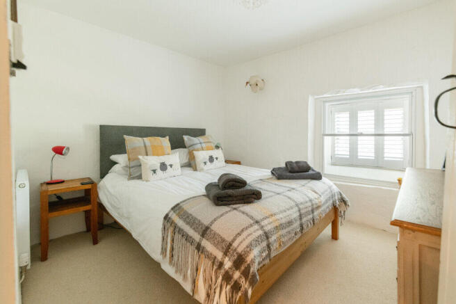 3 bed Semi-Detached for sale Image 10