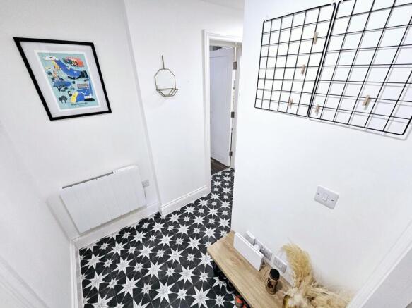 1 bed Flat for sale Image 11