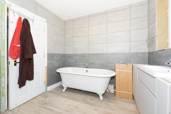 (Rightmove) 12.jpg