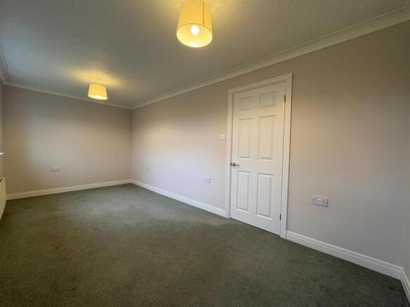 2 bed Detached Bungalow for sale Image 6