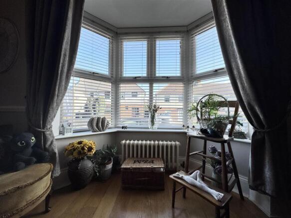2 bed Terraced for sale Image 9