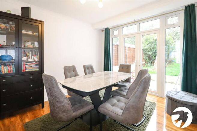 Elstree Gardens, Belvedere, Bexley, DA17 photo 4