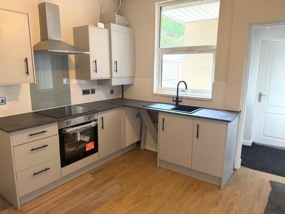 Kitchen T202609101311.jpg