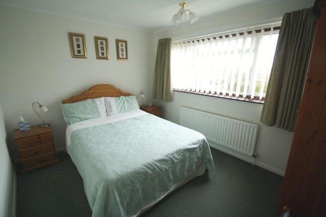 FRONT BEDROOM