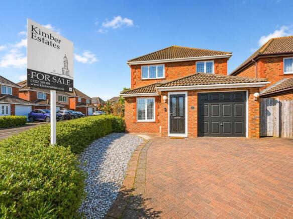 17 Petrel Close (2).jpg