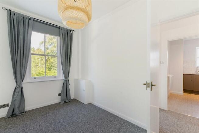 Flat C, 28 Marshall Road (6).jpg