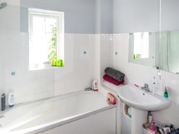 bathroom.JPG