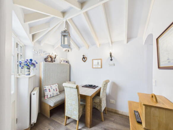 3 bed Terraced for sale Image 6