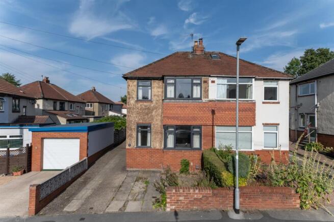 3 bed Semi-Detached for sale Image 5