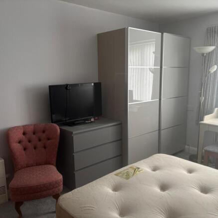 2 bed Apartment for sale Image 9