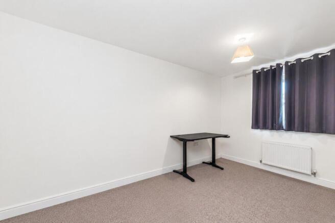 2 bed Apartment for sale Image 5