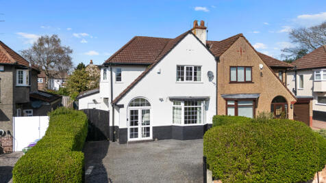 South Mossley Hill Road, Mossley Hill, L19
