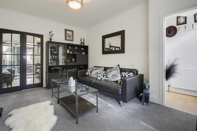 2 bed Semi-Detached for sale Image 12