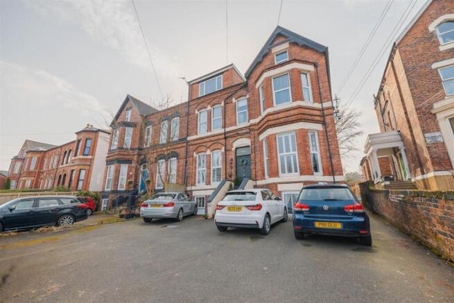 Flat 4 - 14 Wellington-21.jpg