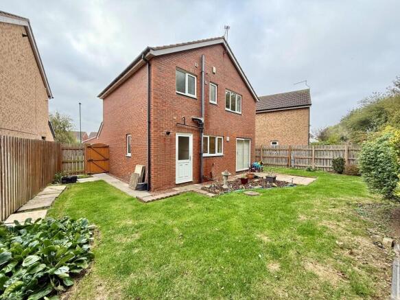 3 bed Detached for sale Image 4