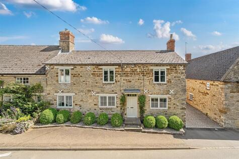 High Street, Wappenham,NN12