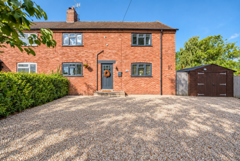 Highfield Close, Snitterfield, CV37