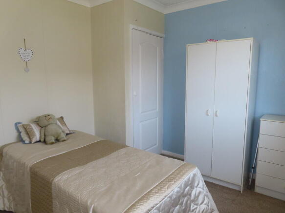 2 bed Semi-Detached Bungalow for sale Image 12