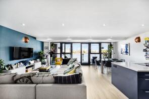 25, Wood Wharf Apartments, Horseferry Place, London SE10 9BB