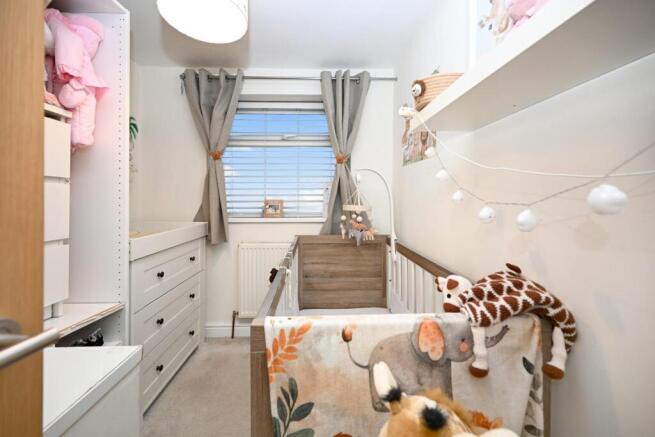3 bed Semi-Detached for sale Image 9