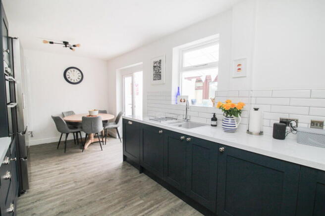 Mendip Road, Portishead, Bristol, BS20 6DD photo 4