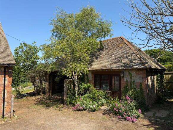 Elm Grange barn 1.jpg