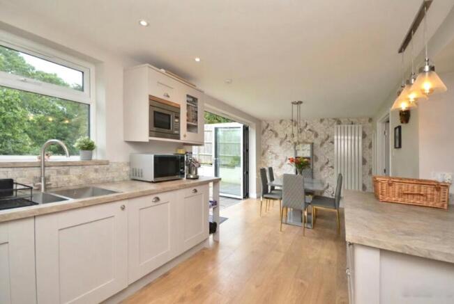 Kitchen / Dining Room
