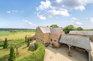 The Traphouse, Hardwick Farm Barns, Tysoe Road, Warwick CV35 0DY