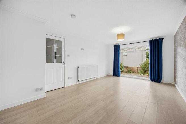 19_MELROSE_RD_CUMBERNAULD_013.JPG