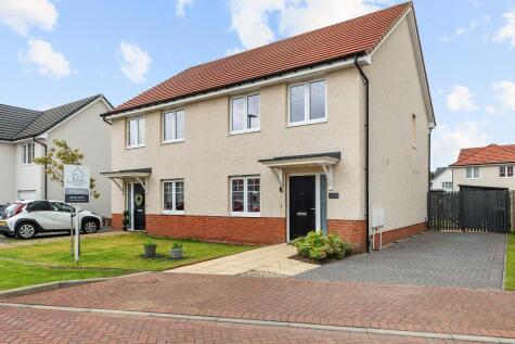 James Bruce Drive, Larbert, FK5 4ZX