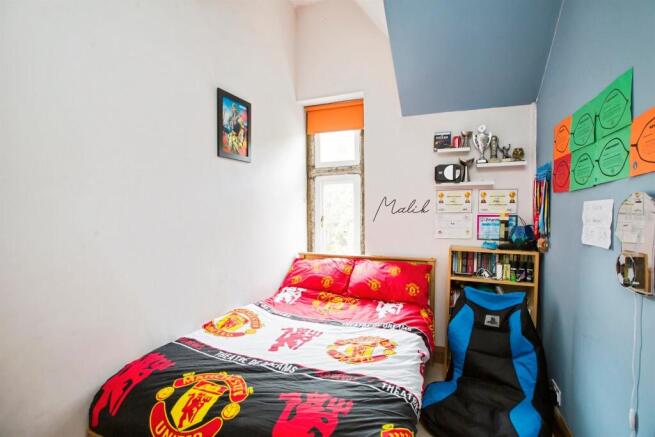 3 bed Terraced for sale Image 10
