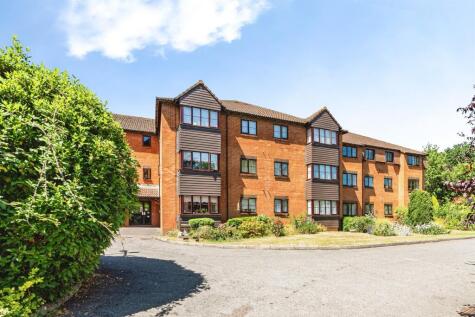 Oakfields, Lychpit, Basingstoke