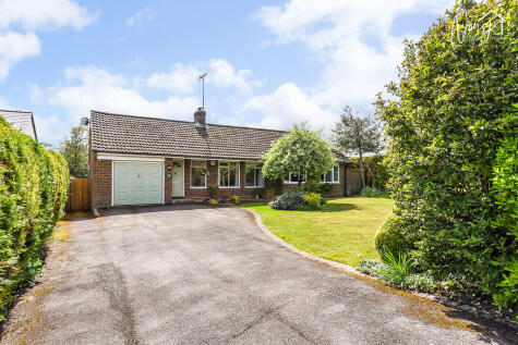 Rozelle Close, Littleton