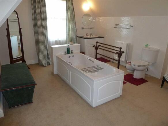 Photo 11