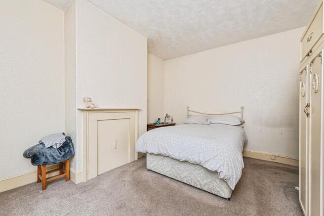 2 bed Terraced for sale Image 6