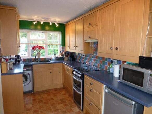 KITCHEN/BREAKFAST ROOM