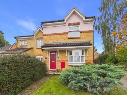 Shoreham Road, Maidenbower, RH10