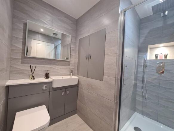 En Suite2