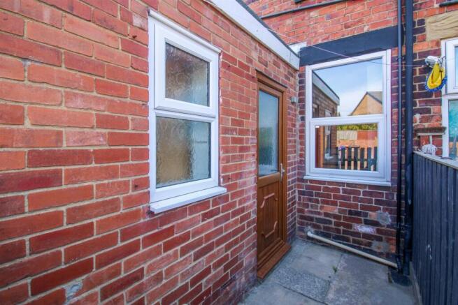 2 bed Terraced for sale Image 10